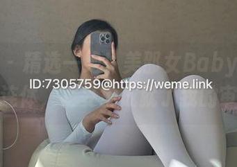 微密圈 – 精选一绝！美邵女Baby的油亮黑丝连体，妥妥地成就了我的审美！