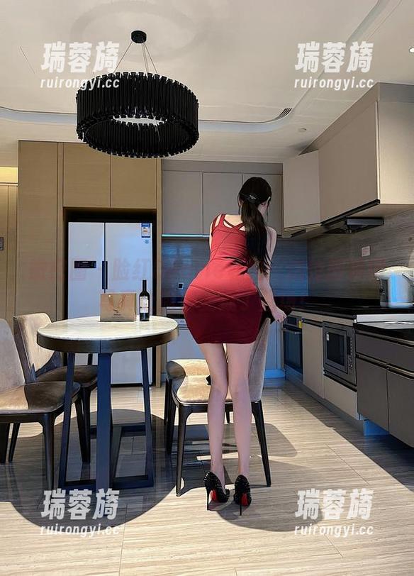 微密圈 - 脸红Dearie私拍：这位厨娘用写真让厨房变成了秀场！
