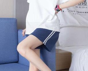 袜啵啵 – 来自小甜豆的粉色约会：你不能不看的写真套图！