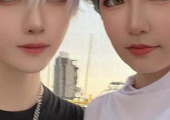 高能预警！这个泡泡就是逊啦制服：原图挑战你的眼球