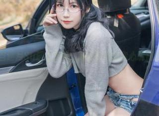 当逐月Su遇上天使：高清图集让你心跳加速