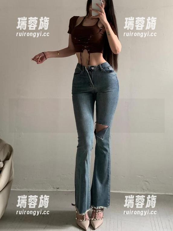 微密圈 - 陈佩奇长腿大揭秘，套图分享中的神秘故事，你准备好了吗？