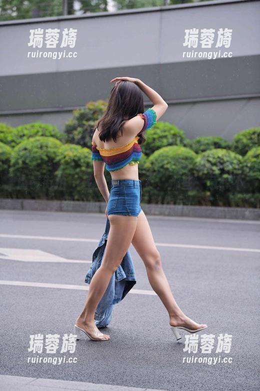 魔镜街拍-曼曼 魔镜街拍 - 曼曼套装大赏:那些‘意想不到’的福利和精彩作品!